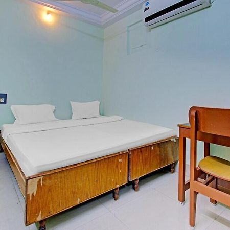 Decent Residency Otel Kākināda Dış mekan fotoğraf